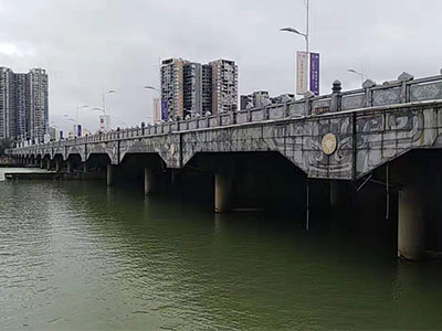 德陽(yáng)市青衣江大橋